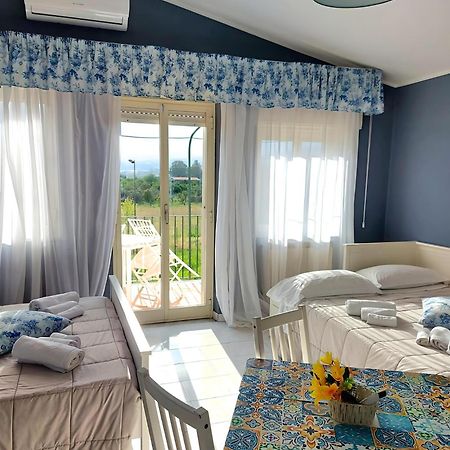 Villa Nadira Giardini-Naxos Kültér fotó